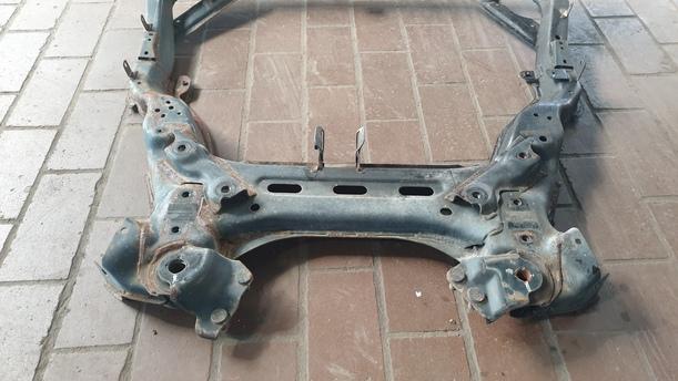 Foto: VORDERACHSE eines Mazda 6 Sport Kombi 2.0 CD DPF