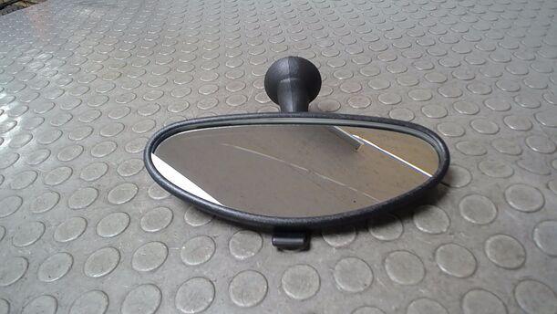 Foto: INNENSPIEGEL eines Smart smart cdi