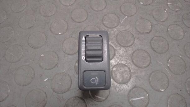 Foto: SCHALTER LEUCHTWEITENVERSTELLUNG eines Volvo C70 2.5T