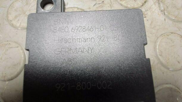 Foto: STEUERGERÄT ANTENNENVERSTÄRKER eines BMW 525d touring