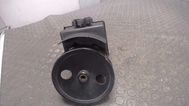 Foto: PUMPE SERVOLENKUNG eines Volvo C70 2.5T