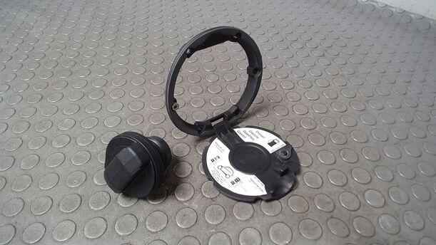 Foto: TANKKLAPPE/ TANKDECKEL eines Smart smart cdi