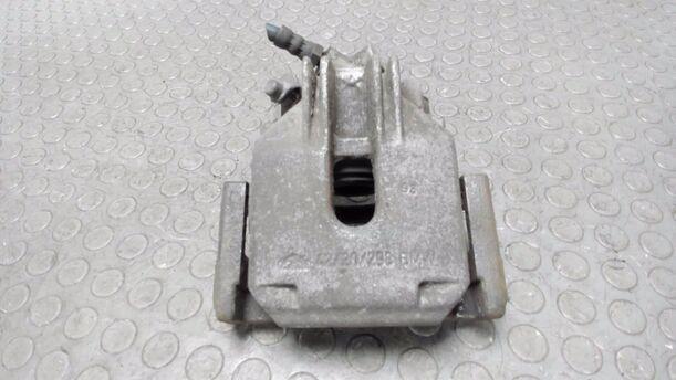 Foto: BREMSSATTEL HINTEN LINKS eines BMW 525d touring