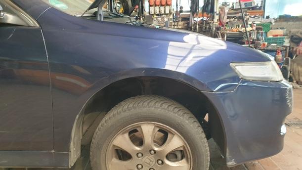 Foto: KOTFLÜGEL RECHTS eines Honda Accord 2.2i-CTDi