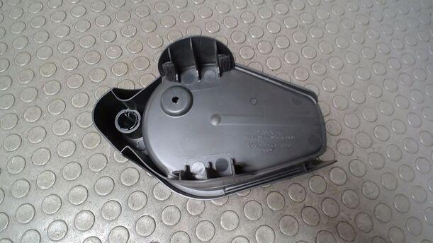Foto: ABLAGEFACH MITTELKONSOLE eines Smart smart cdi