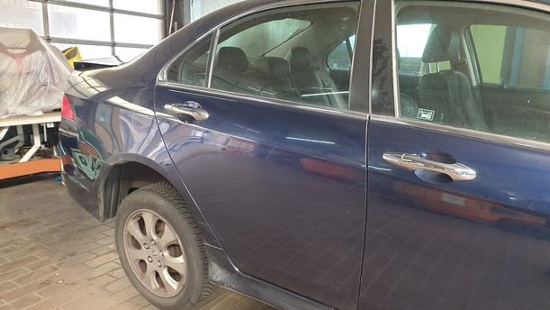 Foto: TÜR HINTEN RECHTS eines Honda Accord 2.2i-CTDi