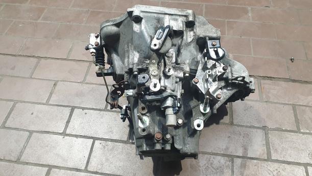Foto: SCHALTGETRIEBE 6 GANG ( UNGEPRÜFT ) eines Honda Accord 2.2i-CTDi