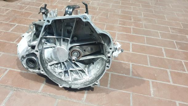 Foto: SCHALTGETRIEBE 6 GANG ( UNGEPRÜFT ) eines Honda Accord 2.2i-CTDi