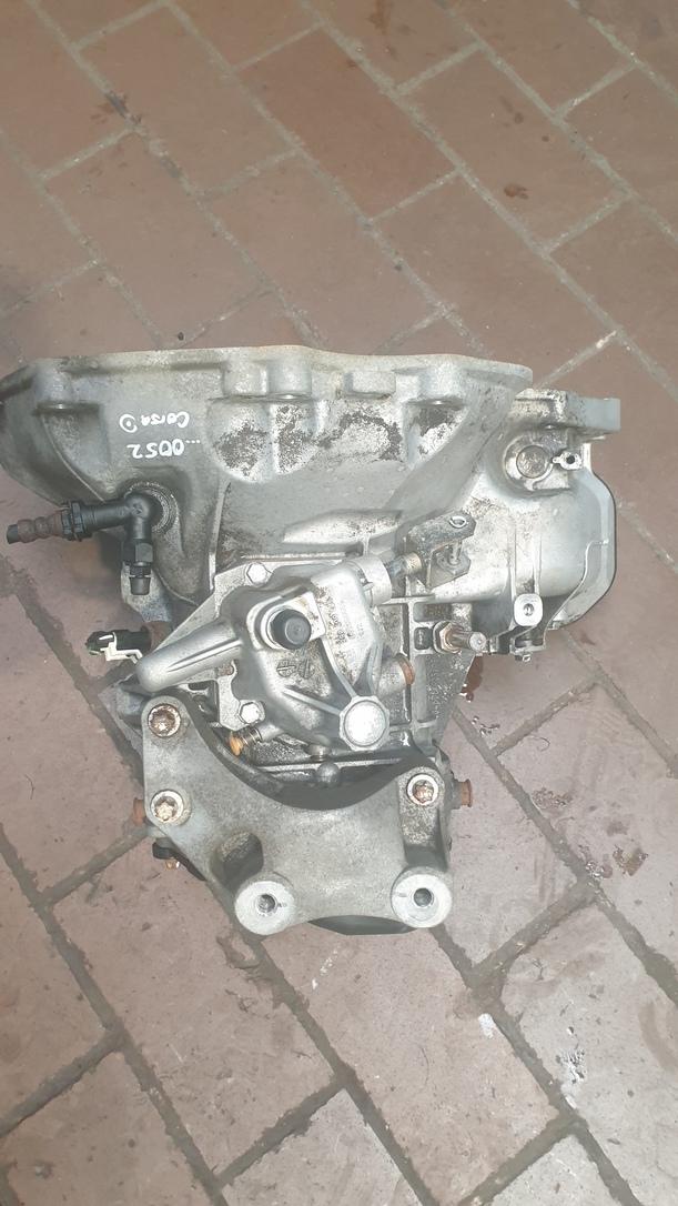 Foto: SCHALTGETRIEBE 5-GANG ( M24 ) eines Opel Corsa 1.4 16V CLX