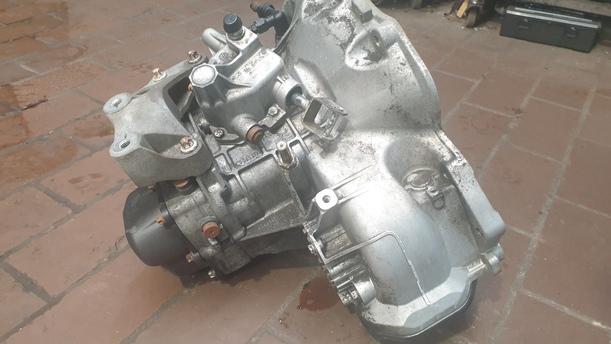 Foto: SCHALTGETRIEBE 5-GANG ( M24 ) eines Opel Corsa 1.4 16V CLX