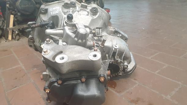 Foto: SCHALTGETRIEBE 5-GANG ( M24 ) eines Opel Corsa 1.4 16V CLX