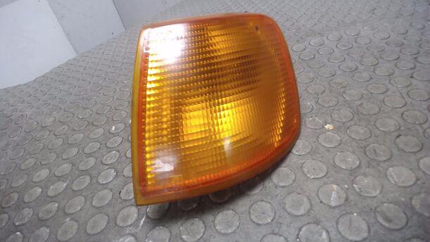 Foto: BLINKER / BLINKLEUCHTE LINKS eines Ford Sierra Turnier CLX (LX)