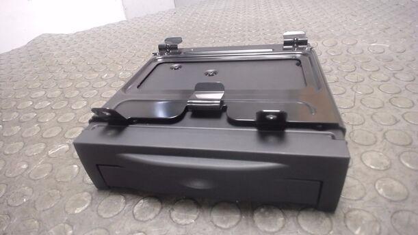 Foto: NAVIRECHNER ( OHNE CD ) eines Volvo V50 2.0D DPF CLX (LX)