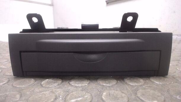 Foto: NAVIRECHNER ( OHNE CD ) eines Volvo V50 2.0D DPF CLX (LX)