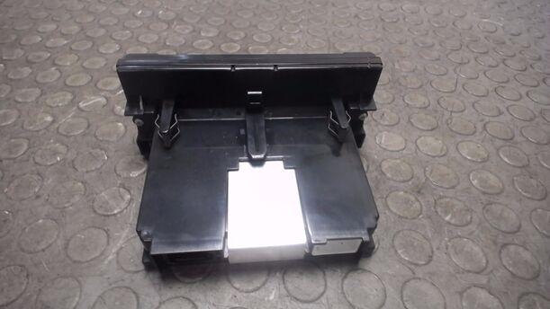 Foto: DISPLAY / MULTIFUNKTIONSANZEIGE eines Volvo V50 2.0D DPF CLX (LX)
