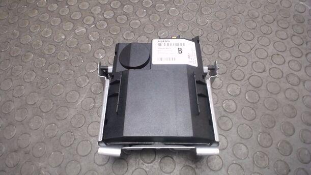 Foto: TELEFONMODUL / STEUERGERÄT MODUL TELEFON eines Volvo V50 2.0D DPF CLX (LX)