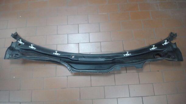 Foto: WINDLAUF eines Volvo V50 2.0D DPF CLX (LX)