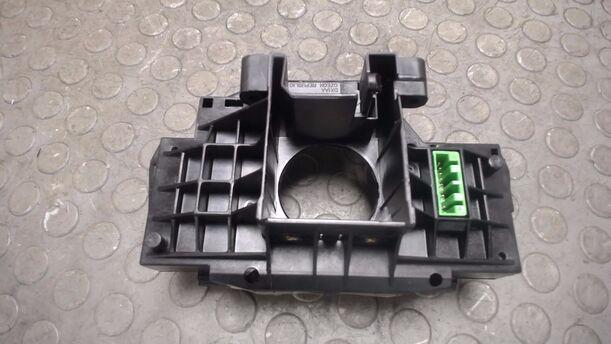 Foto: LENKSTOCKMODUL / MODUL KOMBISCHALTER eines Volvo V50 2.0D DPF CLX (LX)