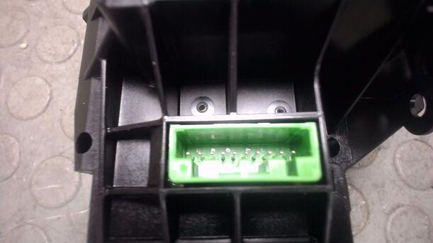 Foto: LENKSTOCKMODUL / MODUL KOMBISCHALTER eines Volvo V50 2.0D DPF CLX (LX)