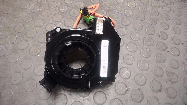 Foto: WICKELFEDER / SCHLEIFRING eines Volvo V50 2.0D DPF CLX (LX)