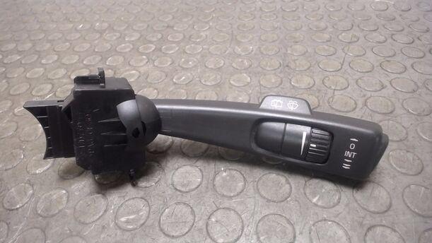 Foto: SCHEIBENWISCHERSCHALTER eines Volvo V50 2.0D DPF CLX (LX)