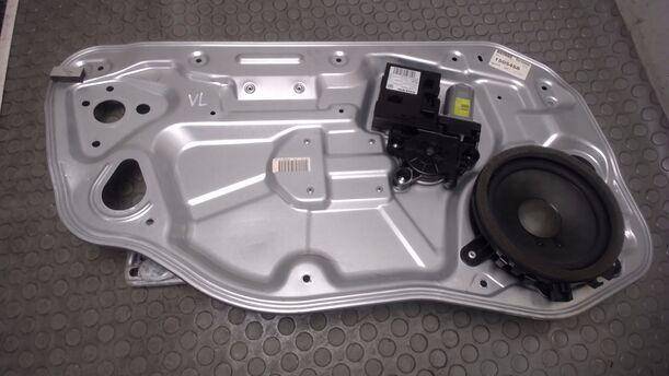 Foto: FENSTERHEBER ELEKTRISCH VORNE LINKS eines Volvo V50 2.0D DPF CLX (LX)