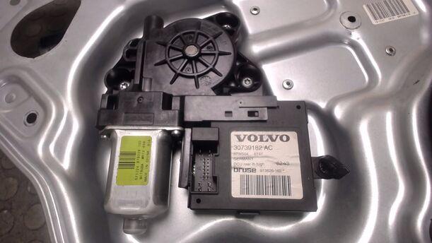 Foto: FENSTERHEBER ELEKTRISCH HINTEN LINKS eines Volvo V50 2.0D DPF CLX (LX)