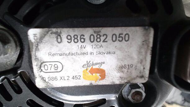Foto: LICHTMASCHINE eines Honda Accord 2.2i-CTDi CLX (LX)