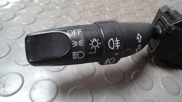 Foto: BLINKSCHALTER/ KOMBISCHALTER eines Honda Accord 2.2i-CTDi GL