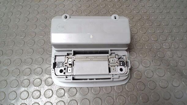 Foto: INNELEUCHTE/ INNENBELEUCHTUNG VORN eines Honda Accord 2.2i-CTDi L