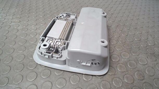 Foto: INNELEUCHTE/ INNENBELEUCHTUNG VORN eines Honda Accord 2.2i-CTDi L