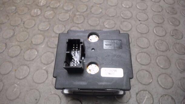 Foto: LICHTSCHALTER eines Volvo V50 2.0D DPF