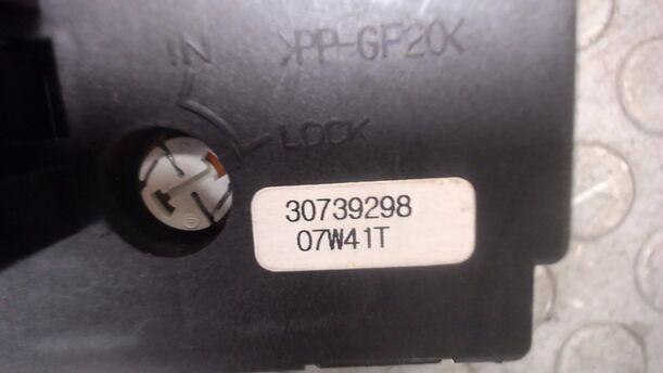 Foto: LICHTSCHALTER eines Volvo V50 2.0D DPF