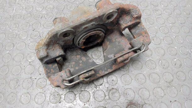Foto: BREMSSATTEL VORN RECHTS eines Ford Sierra Turnier TD CLX
