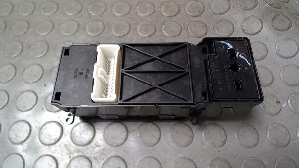 Foto: FENSTERHEBERSCHALTER eines Honda Accord 2.2i-CTDi CLX