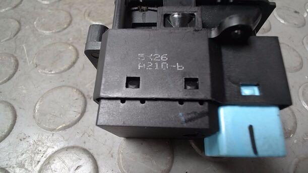 Foto: FENSTERHEBERSCHALTER HINTEN eines Honda Accord 2.2i-CTDi CLX