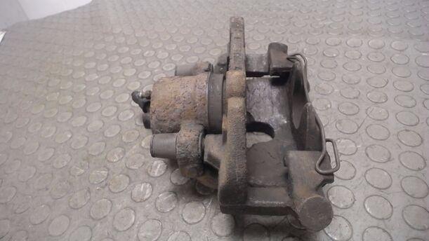 Foto: BREMSSATTEL VORNE RECHTS ( ATE ) eines Volvo V50 2.0D DPF CLX