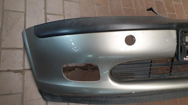 Foto: STOSSFÄNGER / STOSSSTANGE VORNE eines Opel Vectra 1.6 Trendline