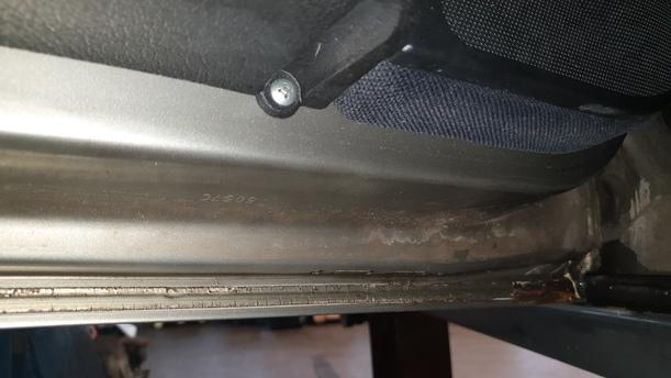 Foto: TÜR HINTEN LINKS eines Opel Vectra 1.6 Trendline