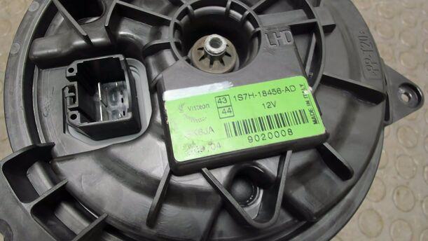 Foto: HEIZUNGSGEBLÄSE eines Jaguar X-Type 2.0 Diesel Trendline