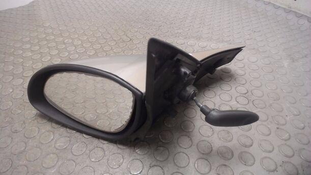 Foto: AUSSENSPIEGEL MECHANISCH VERSTELLBAR LINKS eines Opel Vectra 1.6 Trendline