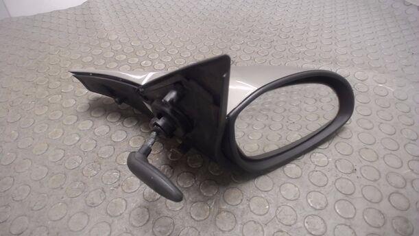 Foto: AUSSENSPIEGEL MECHANISCH VERSTELLBAR RECHTS eines Opel Vectra 1.6 Trendline