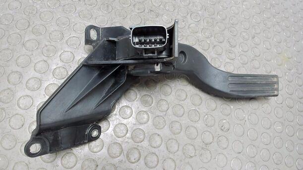 Foto: GASPEDAL ( DIESEL / SCHALTGETRIEBE ) eines Jaguar X-Type 2.0 Diesel Trendline