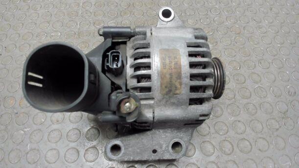 Foto: LICHTMASCHINE / GENERATOR eines Jaguar X-Type 2.0 Diesel CLX