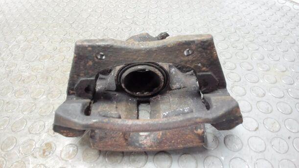 Foto: BREMSSATTEL VORNE RECHTS eines Jaguar X-Type 2.0 Diesel CLX