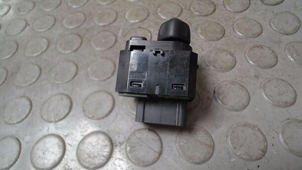 Foto: SCHALTER AUSSENSPIEGELVERSTELLUNG ( ANKLAPPBARE SPIEGEL ) eines Honda Accord 2.2i-CTDi CLX