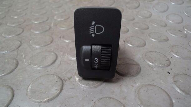 Foto: SCHALTER LEUCHTWEITENVERSTELLUNG eines Honda Accord 2.2i-CTDi CLX