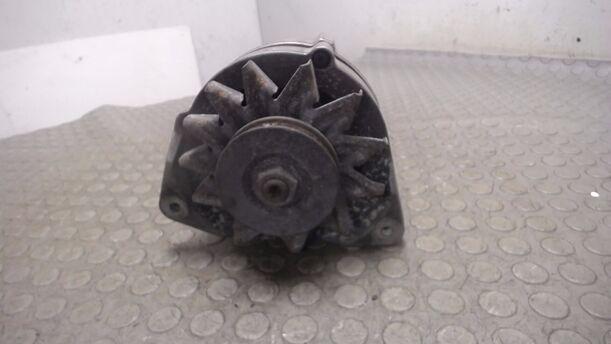 Foto: LICHTMASCHINE (BOSCH) eines Ford Scorpio CL