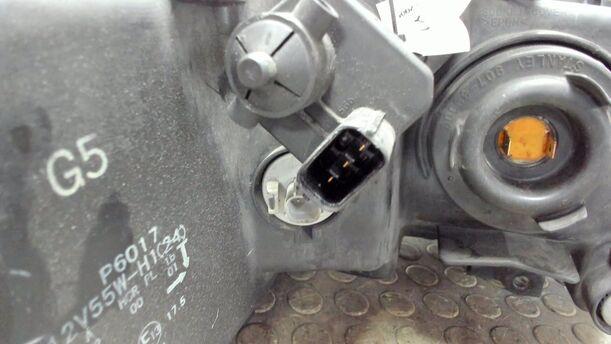 Foto: SCHEINWERFER LINKS ( STANLEY ) eines Honda Accord 2.2i-CTDi CL