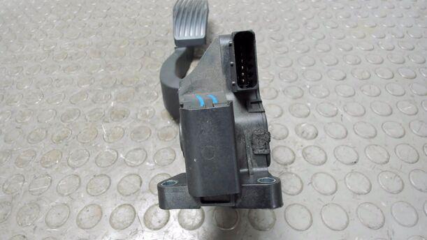 Foto: GASPEDAL eines Opel Corsa 1.4 16V CL